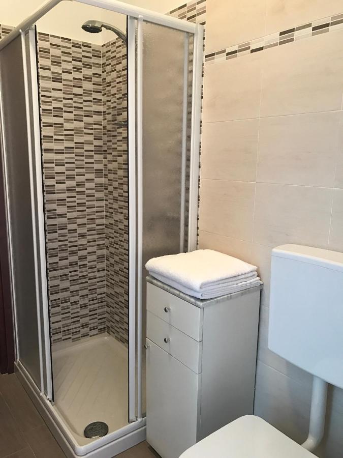 B&B Gloria Apartment Baveno Zewnętrze zdjęcie